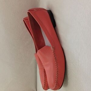 Talbots Geranium Pink Pebble Leather Driving Loafers